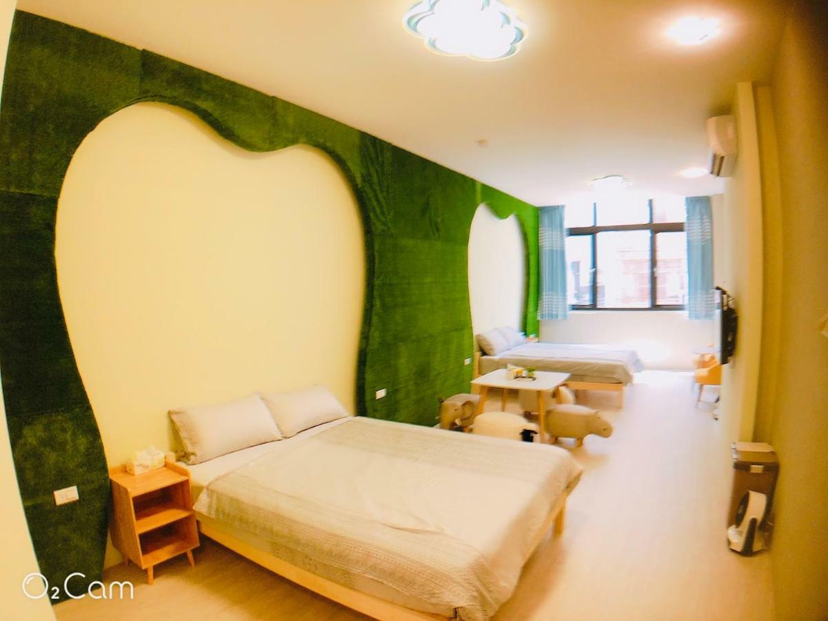 טאינאן Greenonly Homestay מראה חיצוני תמונה